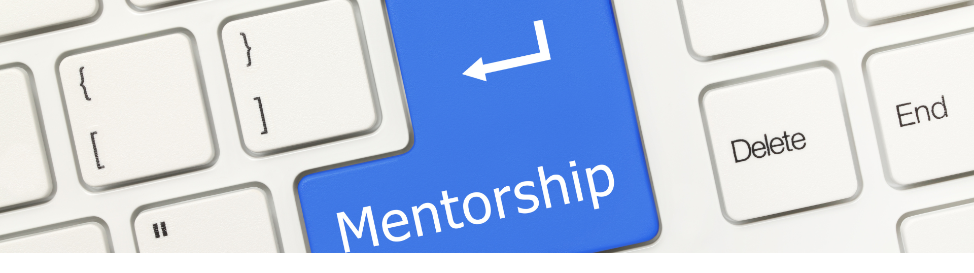 Word "internship" written in a keyboard